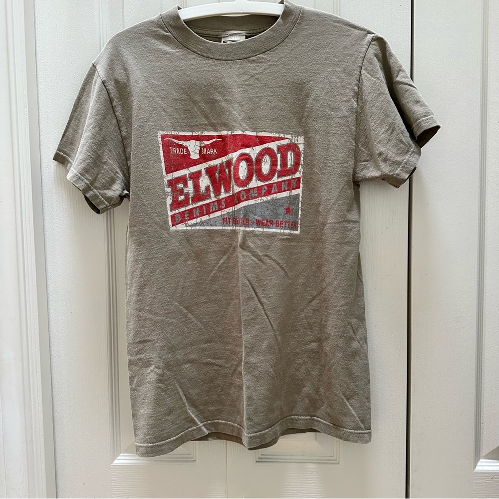 Elwood Denims Co Size S Tan Tshirt Early 2000’s